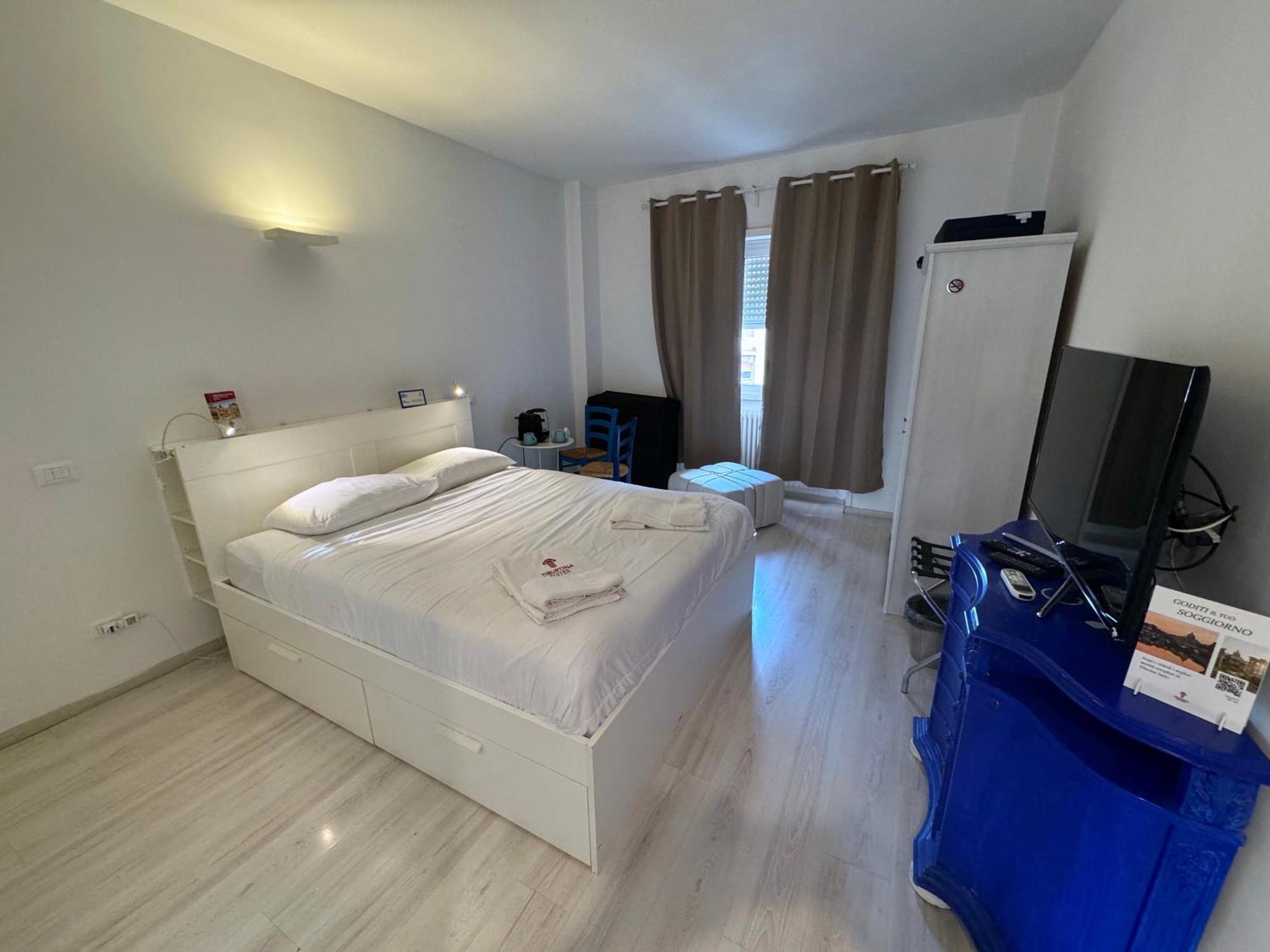 Tiburtina Suites, Roma Exterior photo